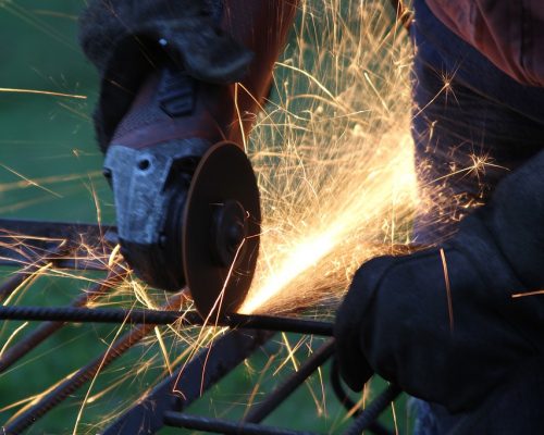 work-welding-welder-5231803.jpg